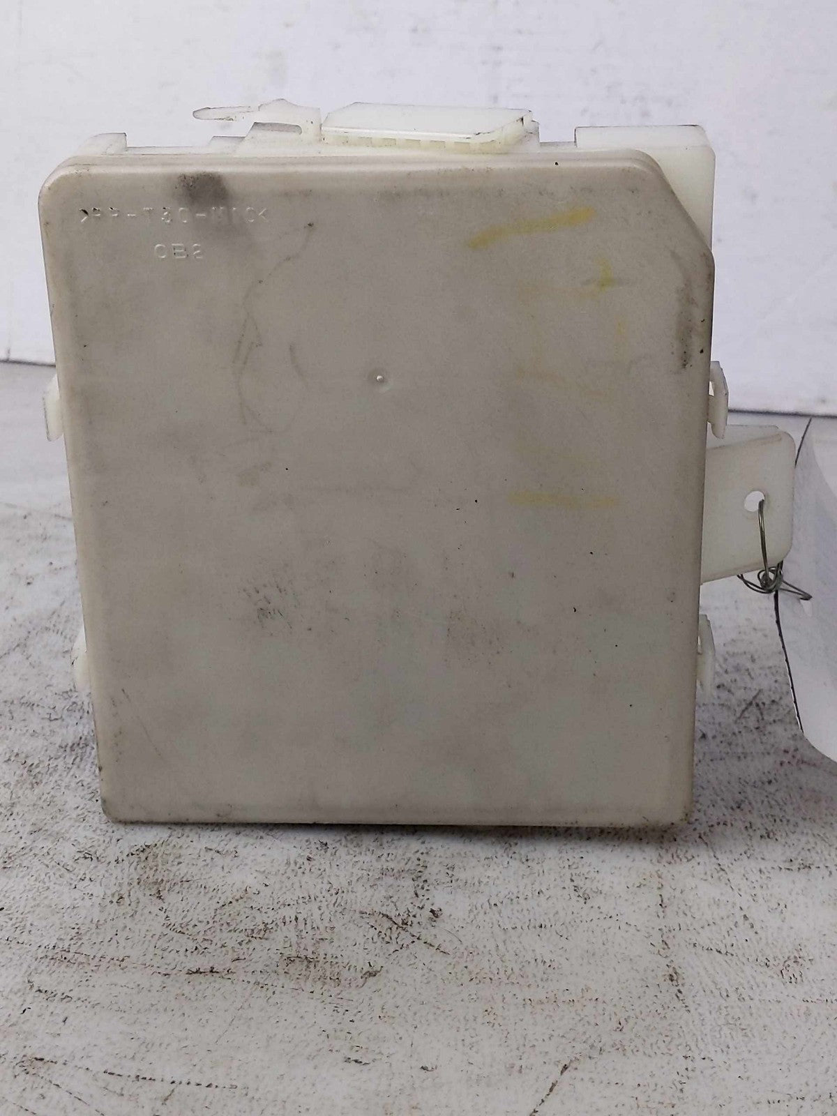 Engine Fuse Box NISSAN TITAN 04 05 063