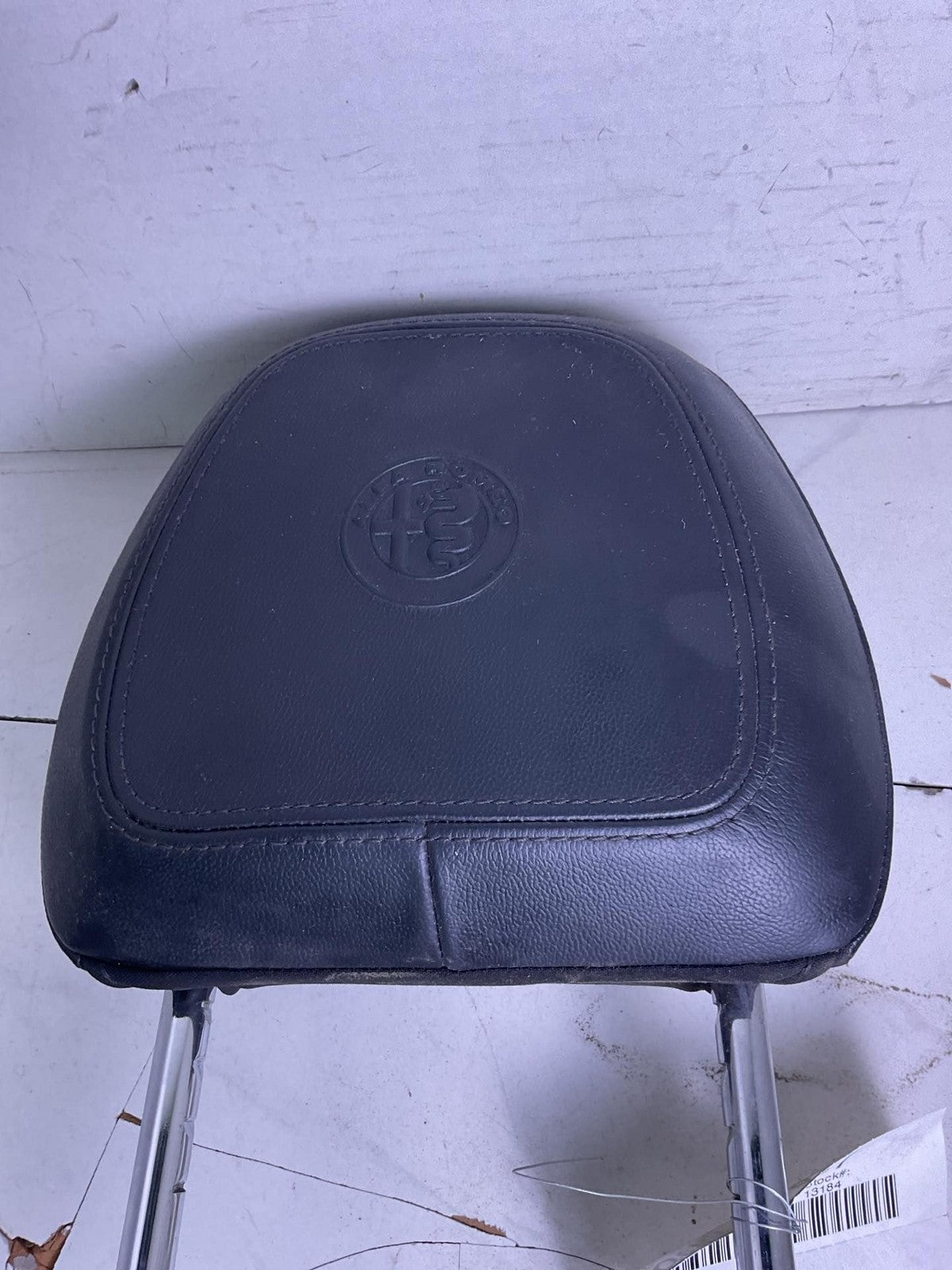 Headrest GIULIA Left 17 18 19 200
