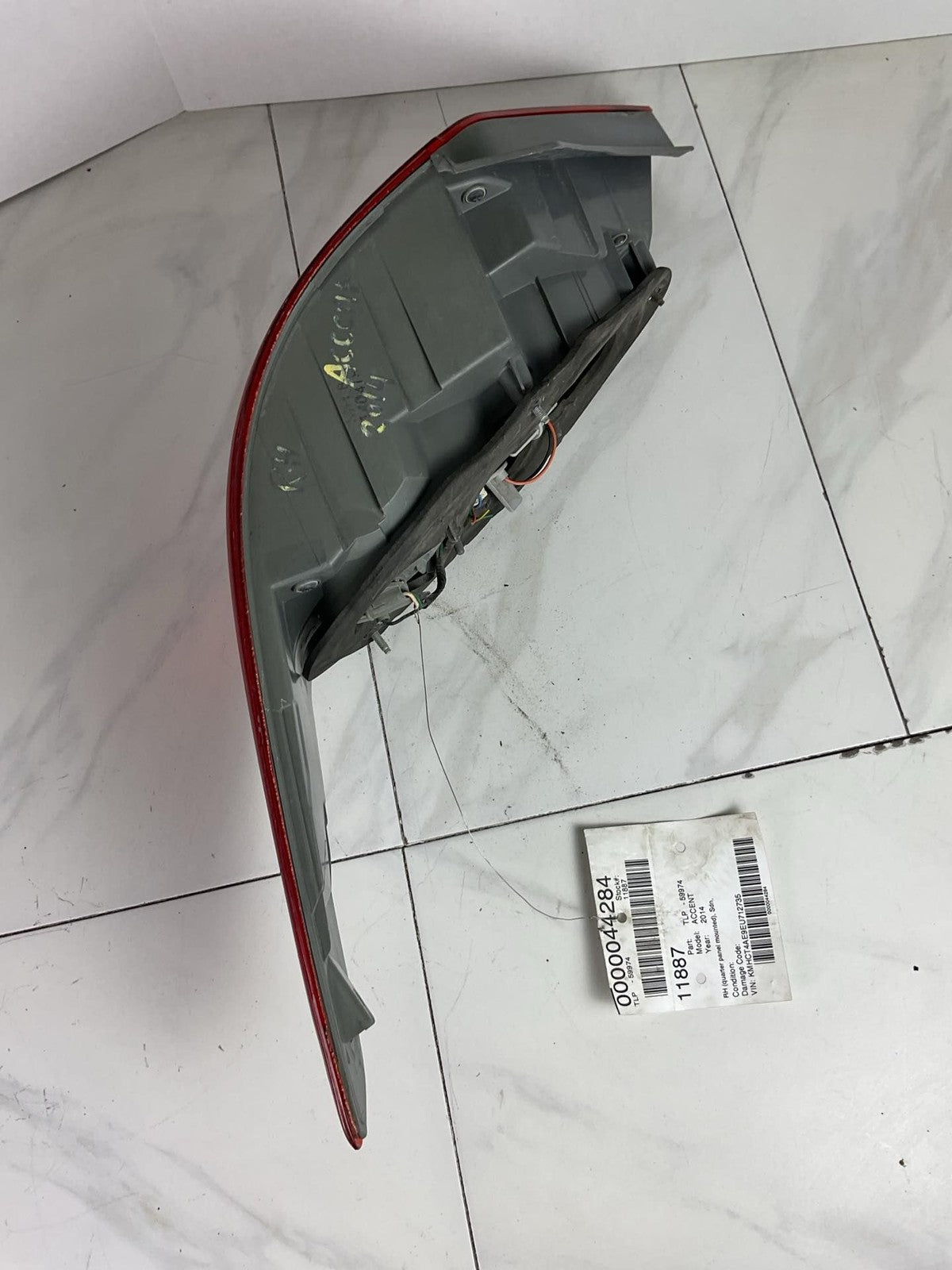 Tail Light Assembly HYUNDAI ACCENT Right 12 13 142