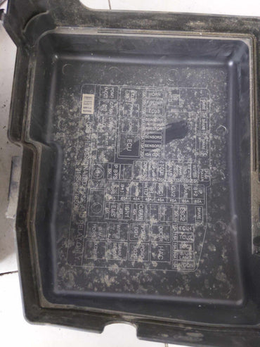 Engine Fuse Box KIA OPTIMA 11 12 131