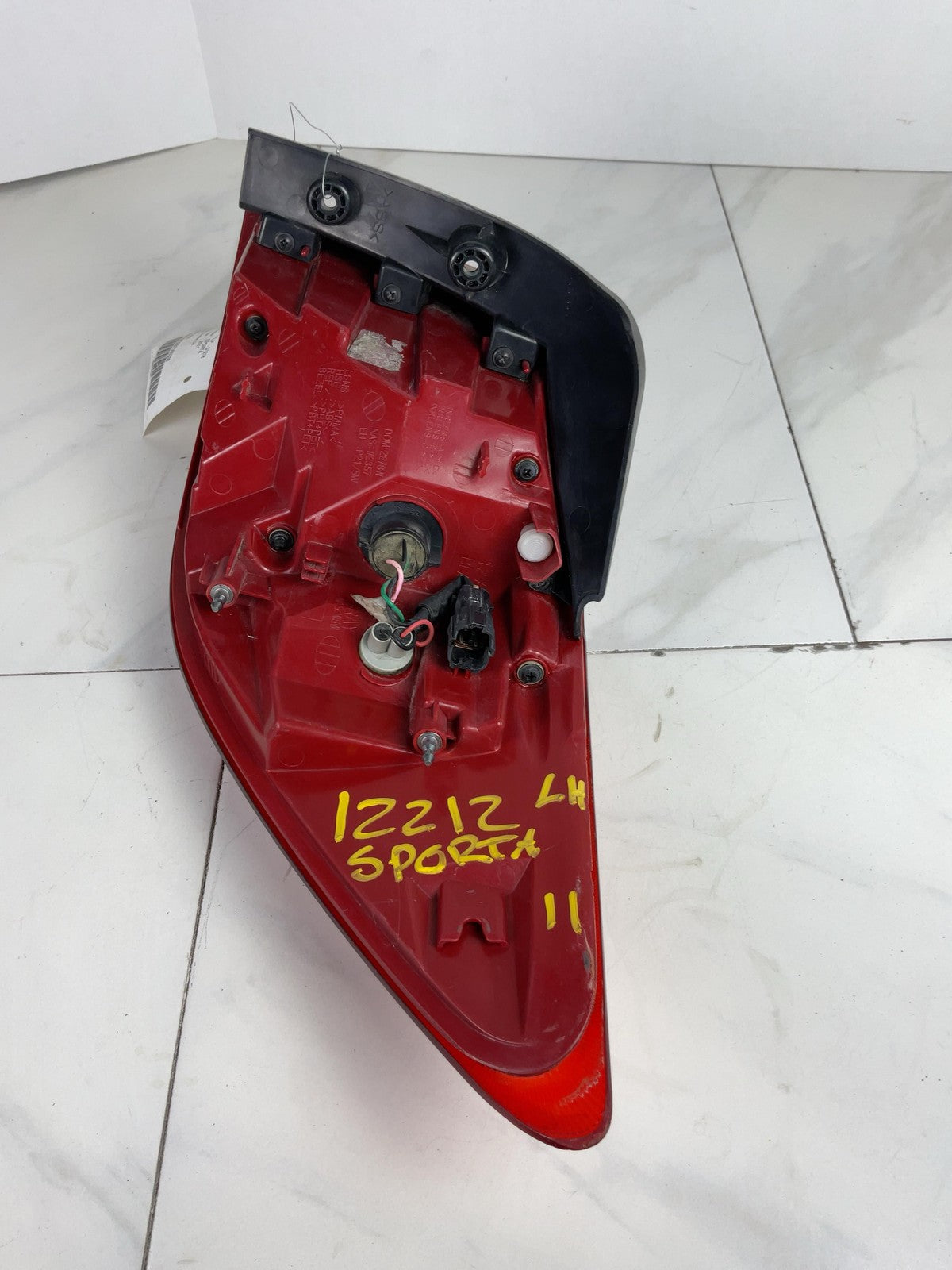 Tail Light Assembly KIA SPORTAGE Left 10 11 12 135