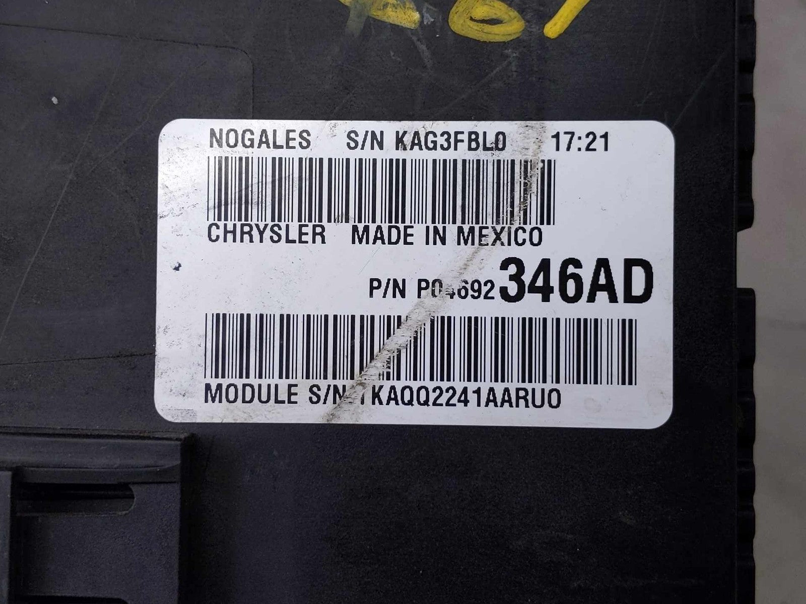 Cabin Fuse Box CHRYSLER 200 126