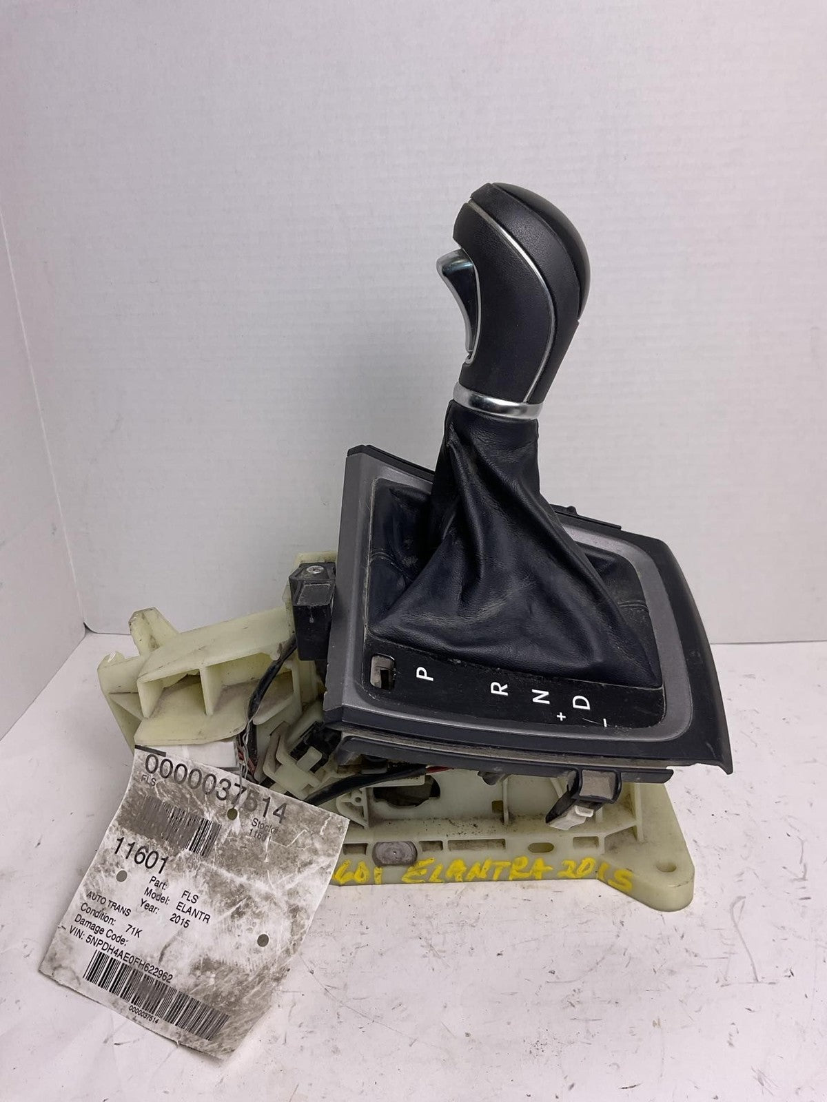 Floor Shifter HYUNDAI ELANTRA 13 14 15 16 173