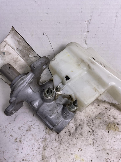 Master Cylinder NISSAN VERSA 20 21 22 23 242