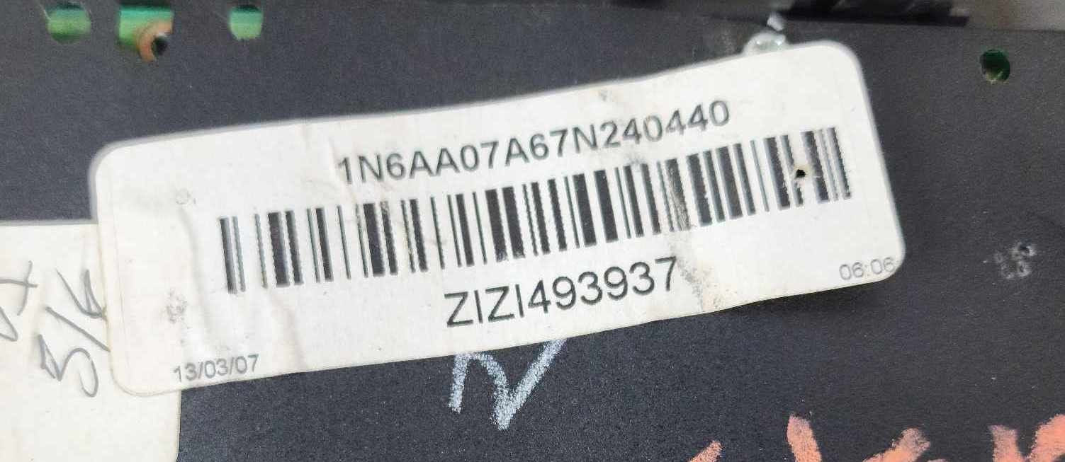 Audio & Visual Equip.(radio) NISSAN TITAN 04 056