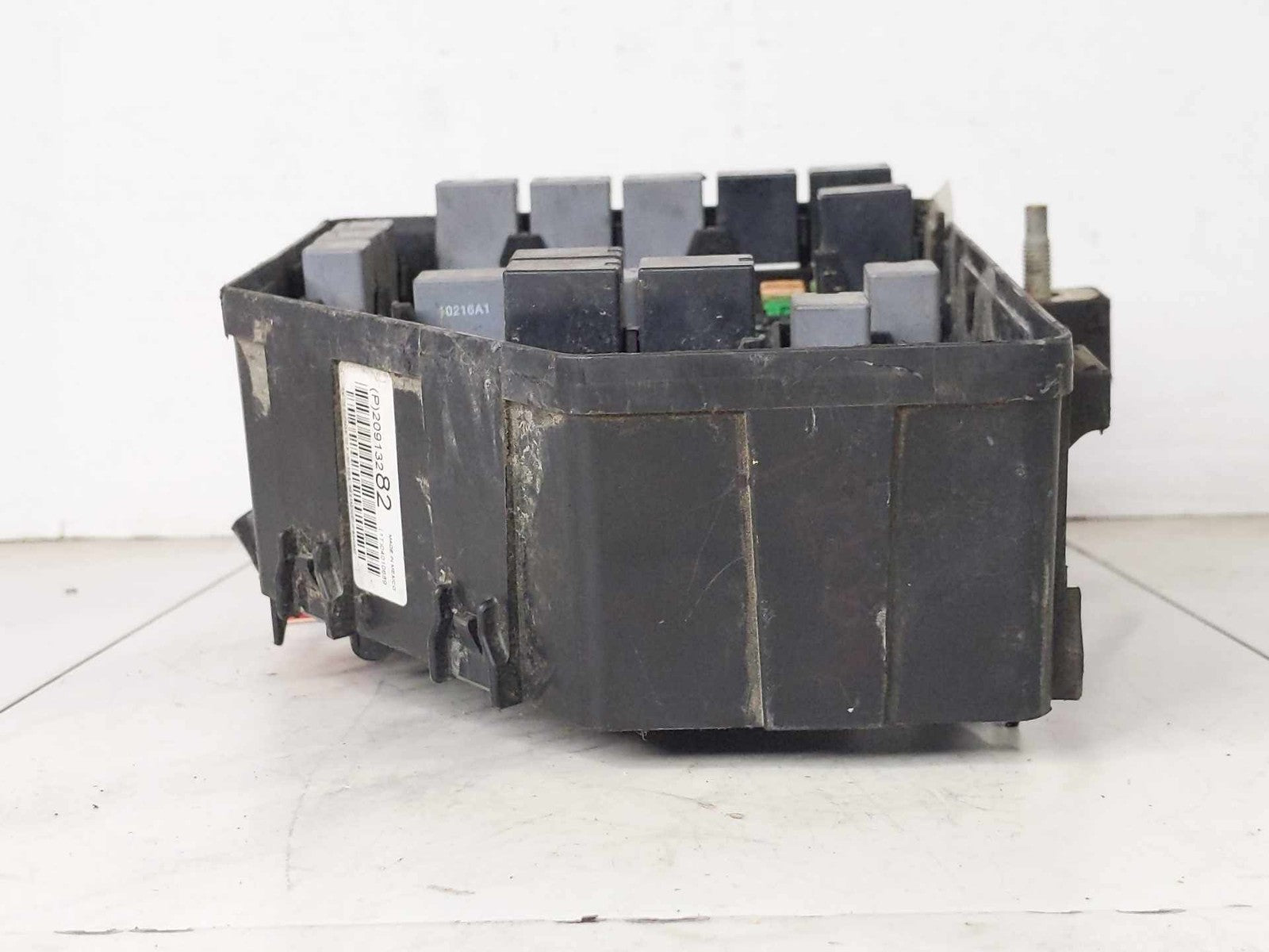 Engine Fuse Box CHEVY CRUZE 11 12 13 143