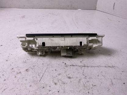 Front Console NISSAN VERSA 212