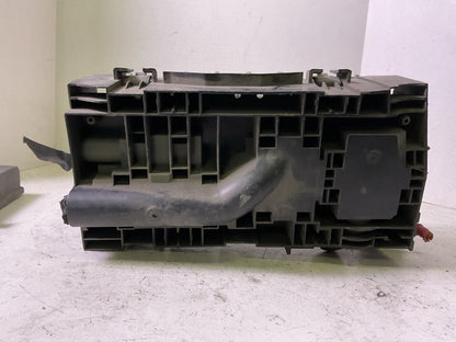 Engine Fuse Box DODGE JOURNEY 136