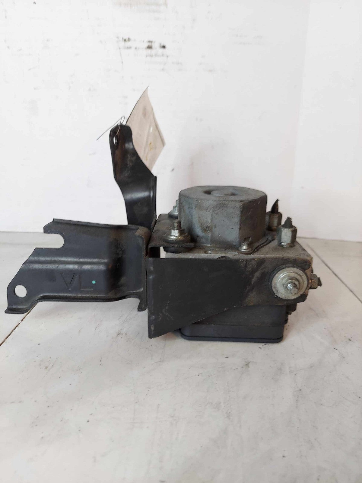 Anti-lock Brake Parts NISSAN VERSA 123
