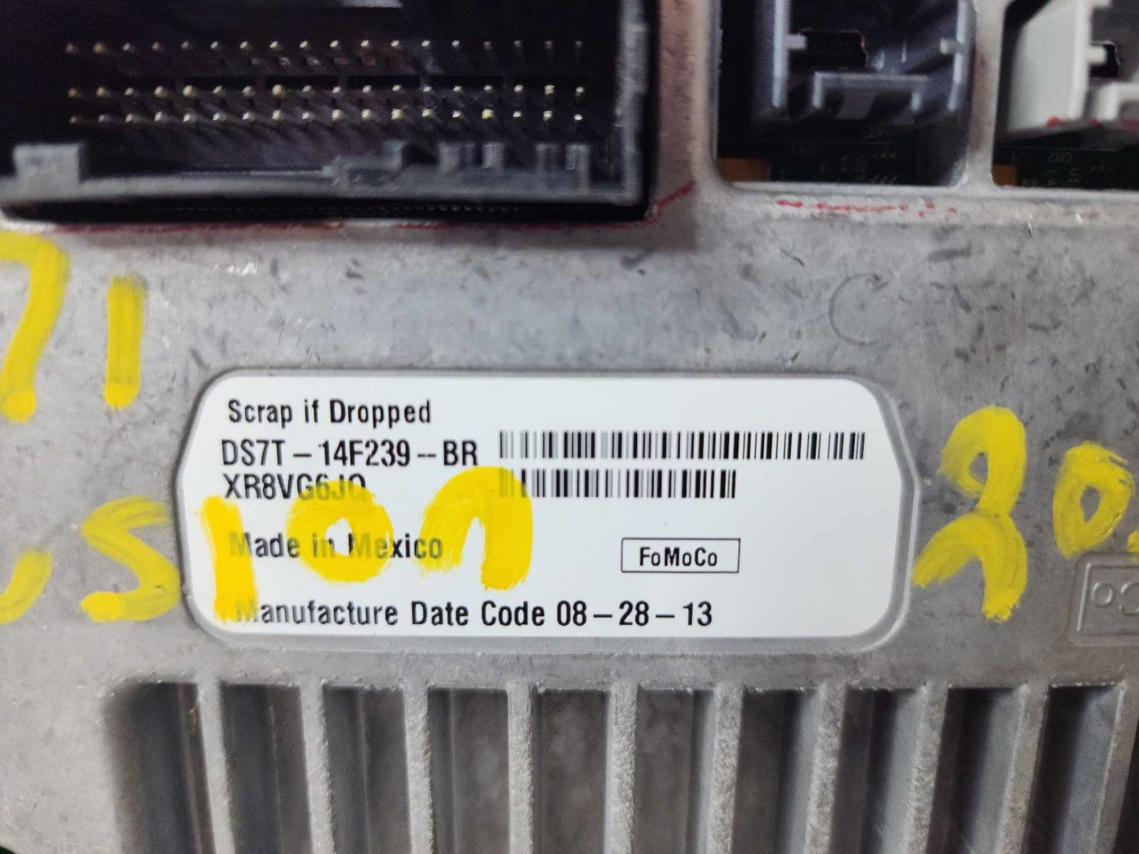 Info-gps-tv Screen FORD FUSION 144