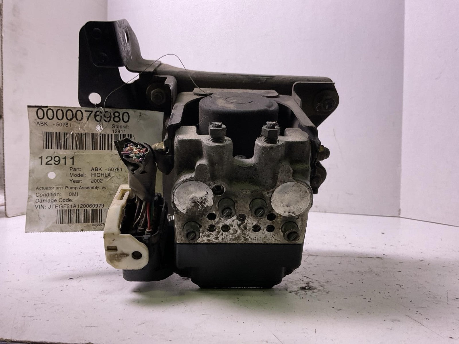 Anti-lock Brake Parts TOYOTA HIGHLANDER 01 02 030