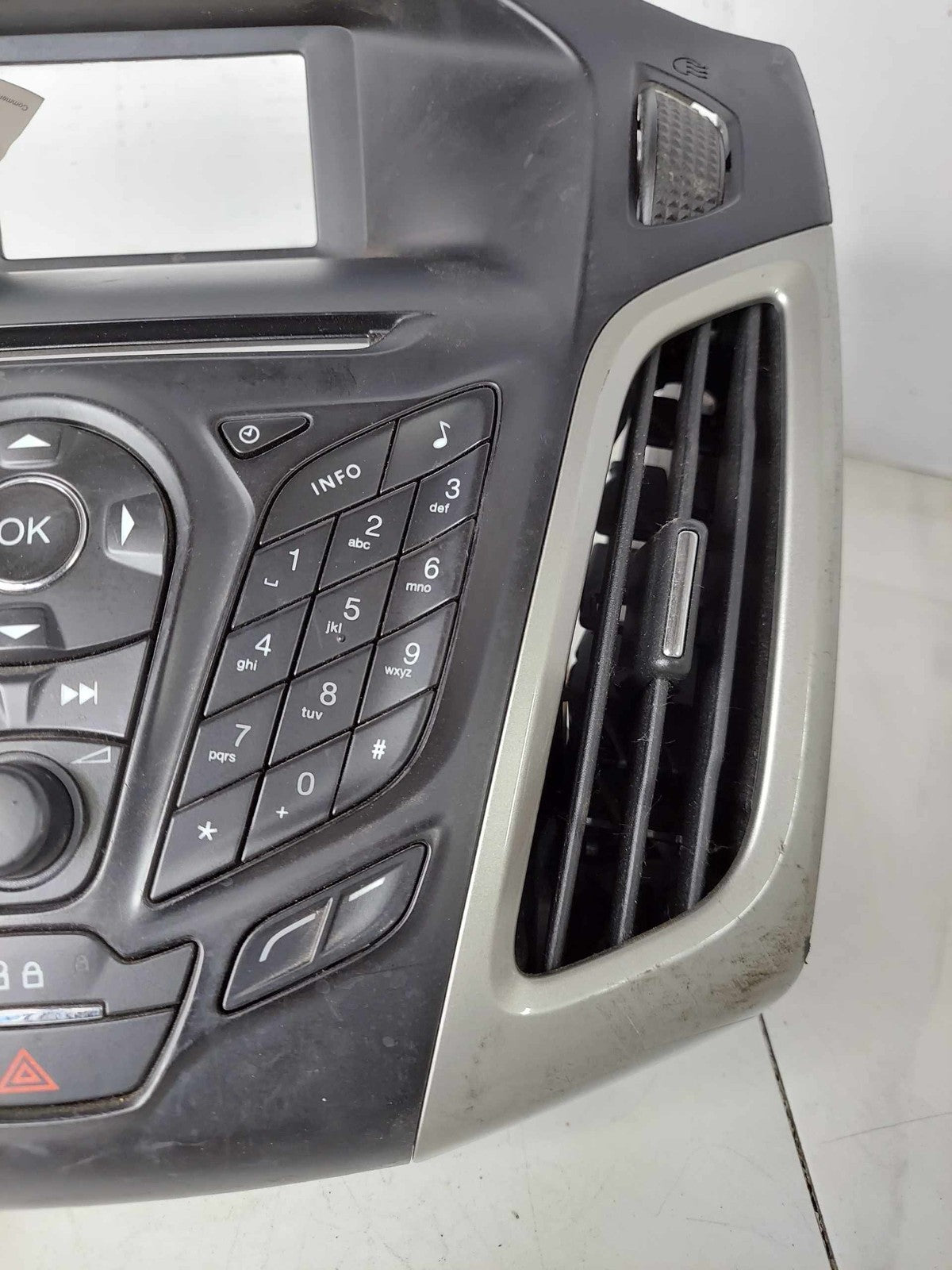 Audio & Visual Equip.(radio) FORD FOCUS 13 141