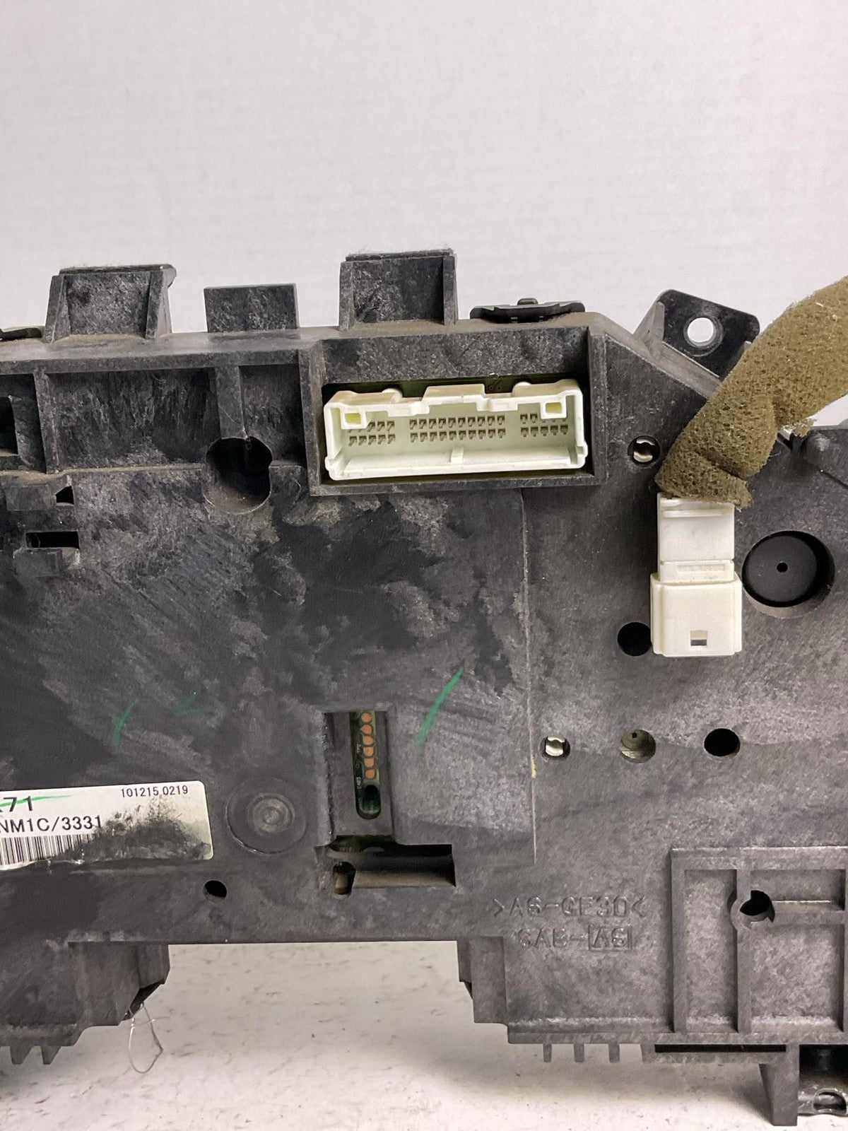 Speedometer Instrument Cluster For 2011 2012 2013 Infiniti G372