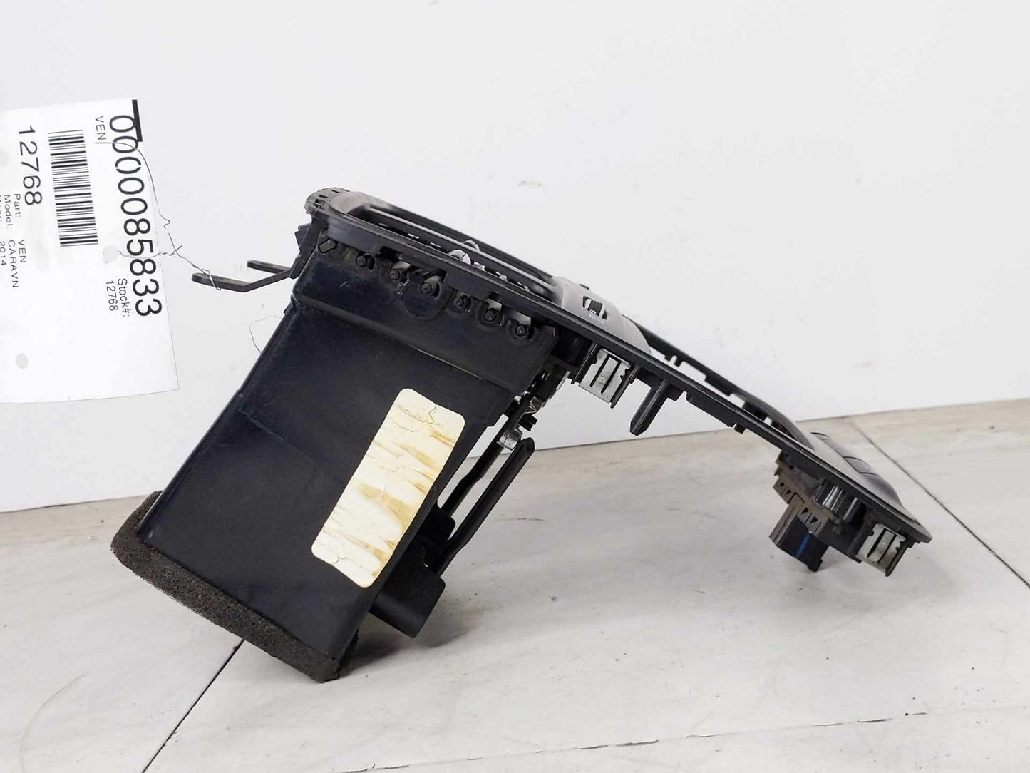 Air Cond./heater Vents DODGE CARAVAN 143