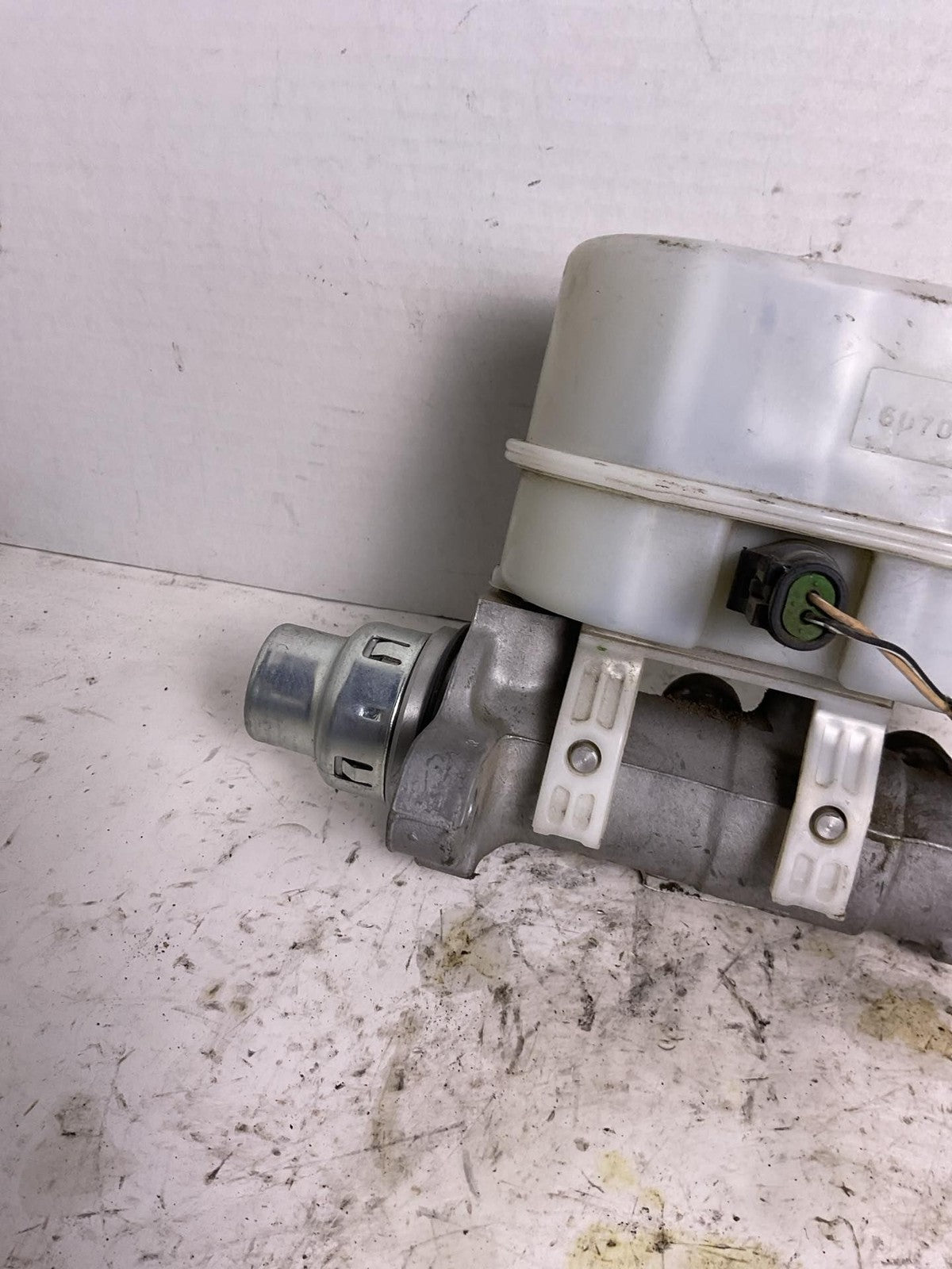 Master Cylinder CHEVY TRAVERSE 09 10 11 12 13 14 15 16 172