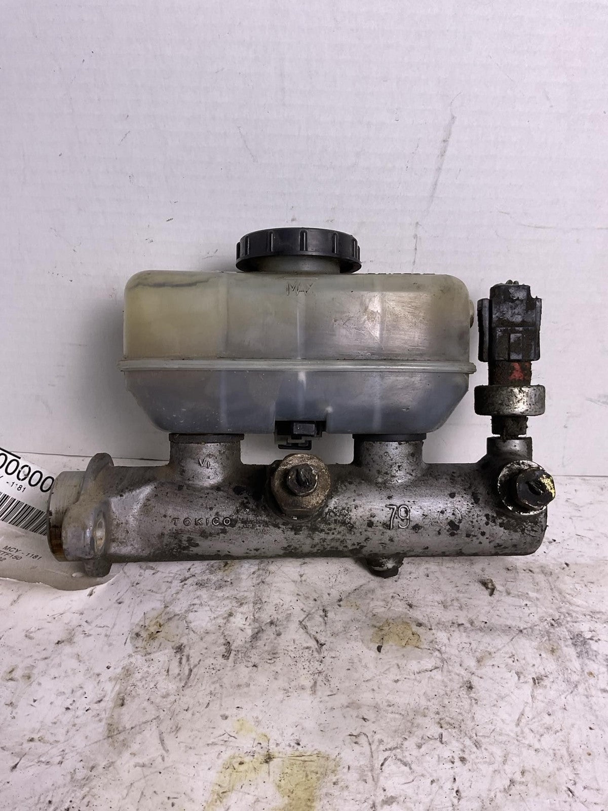 Master Cylinder FORD PICKUP F150 00 01 02 03 040