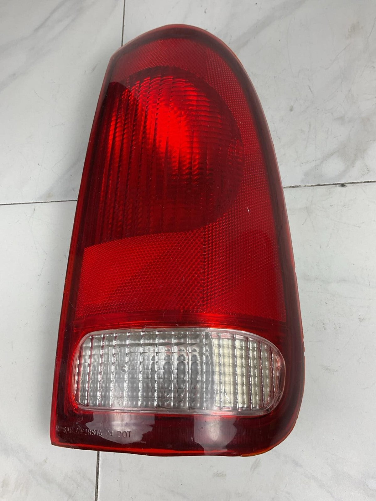 Tail Light Assembly FORD PICKUP F150 Right 01 02 03 041