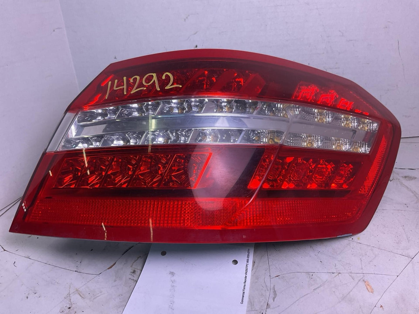 Tail Light Assembly MERCEDES E-CLASS Right 10 11 12 130