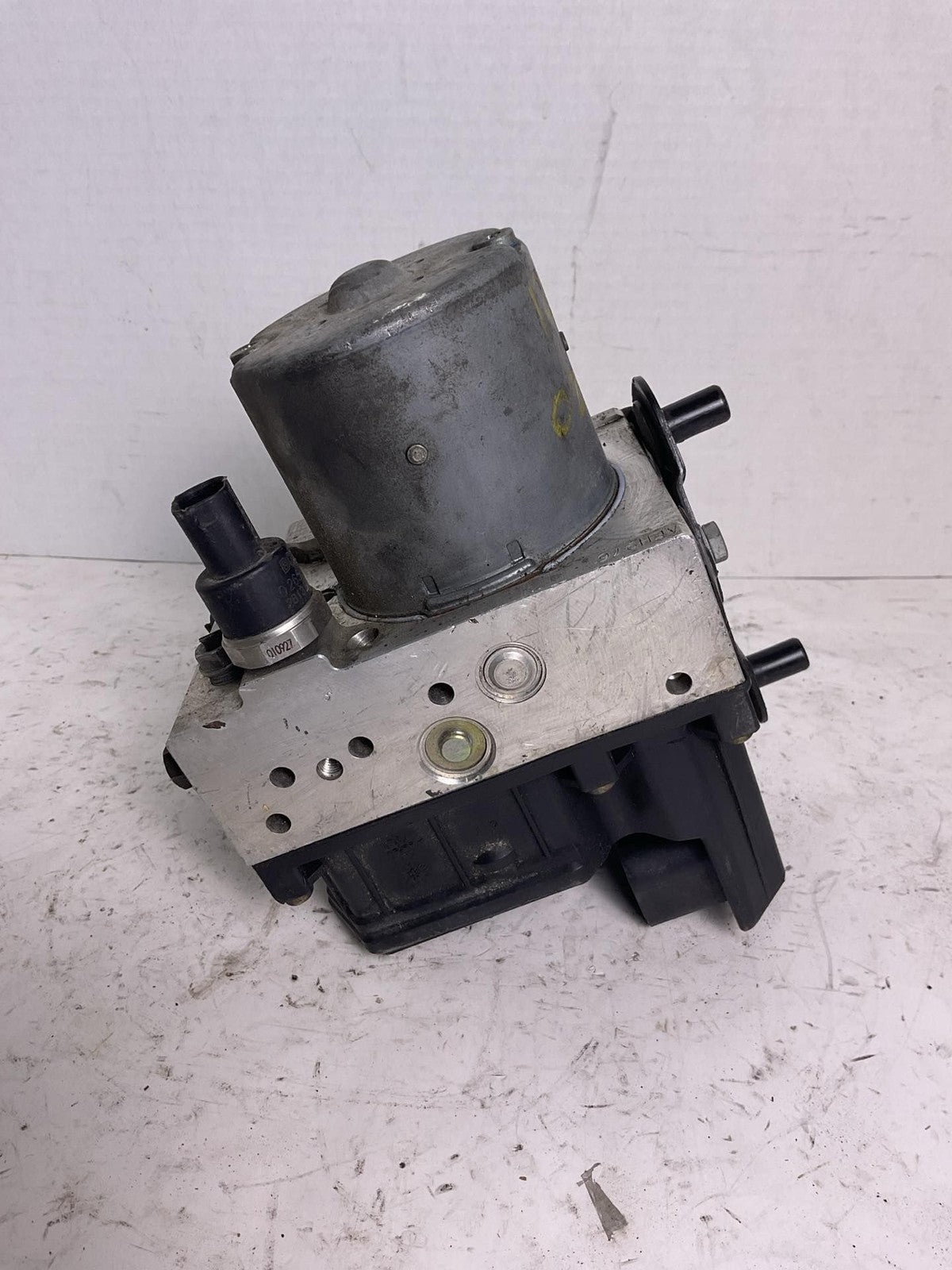 Anti-lock Brake Parts BMW 525 SERIES 01 02 032