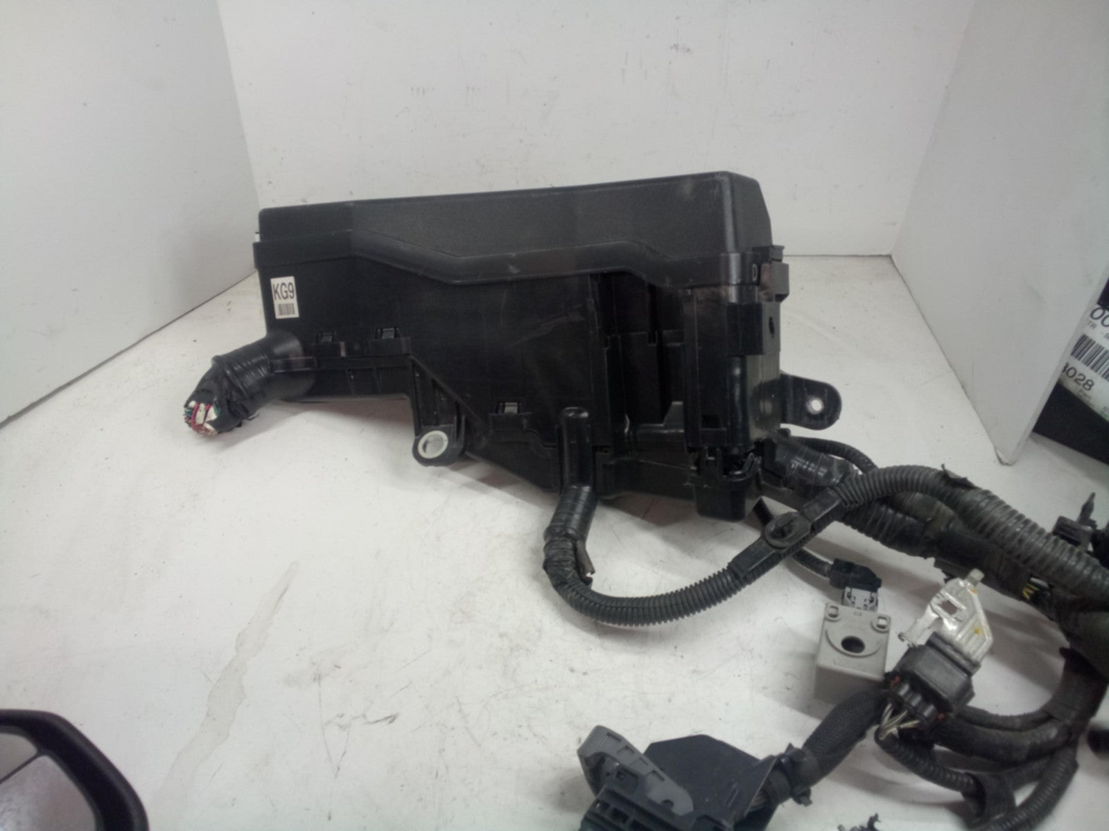 Engine Fuse Box TOYOTA CAMRY 18 19 20 21 22 23 242