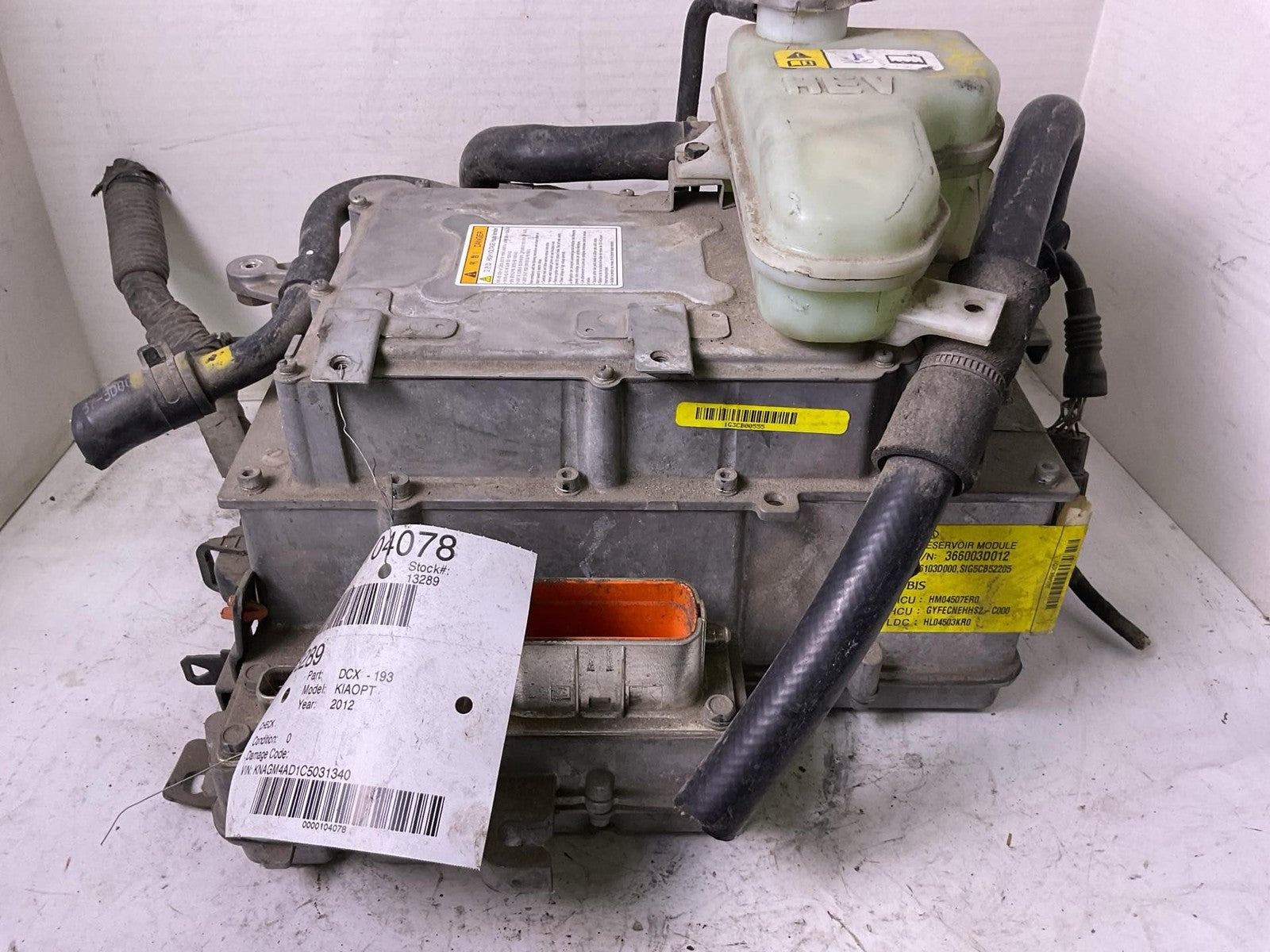 Converter/inverter/charger KIA OPTIMA 11 12 130