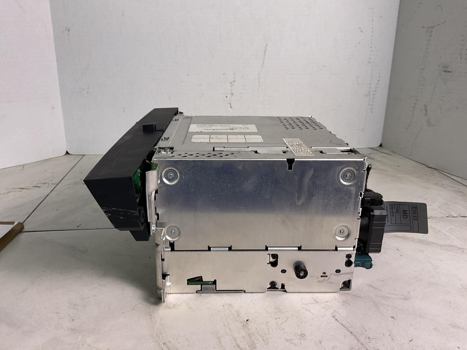 Audio & Visual Equip.(radio) BMW 545I 04 054