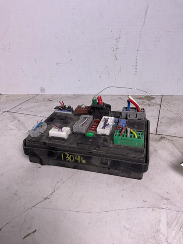 Engine Fuse Box NISSAN VERSA 20 21 22 23 241