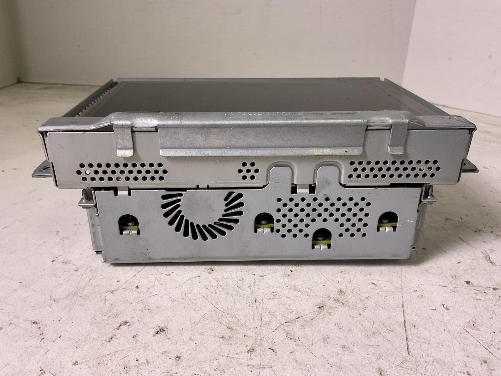 Audio & Visual Equip.(radio) JAGUAR XJ 151