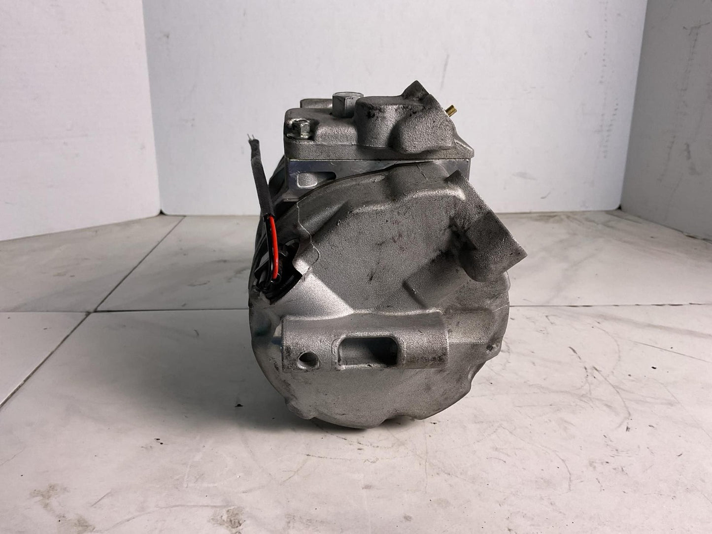A/c Air Compressor BMW 545I 04 053