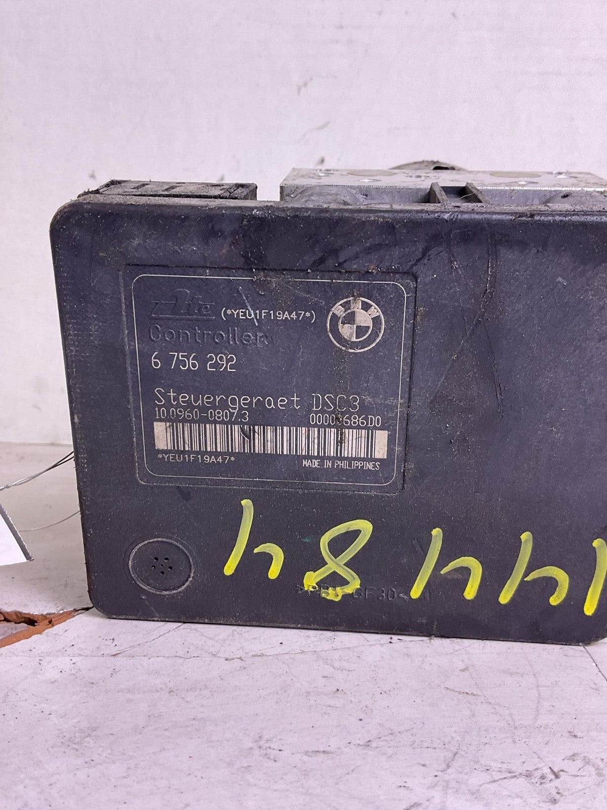 Anti-lock Brake Parts BMW 330I 014