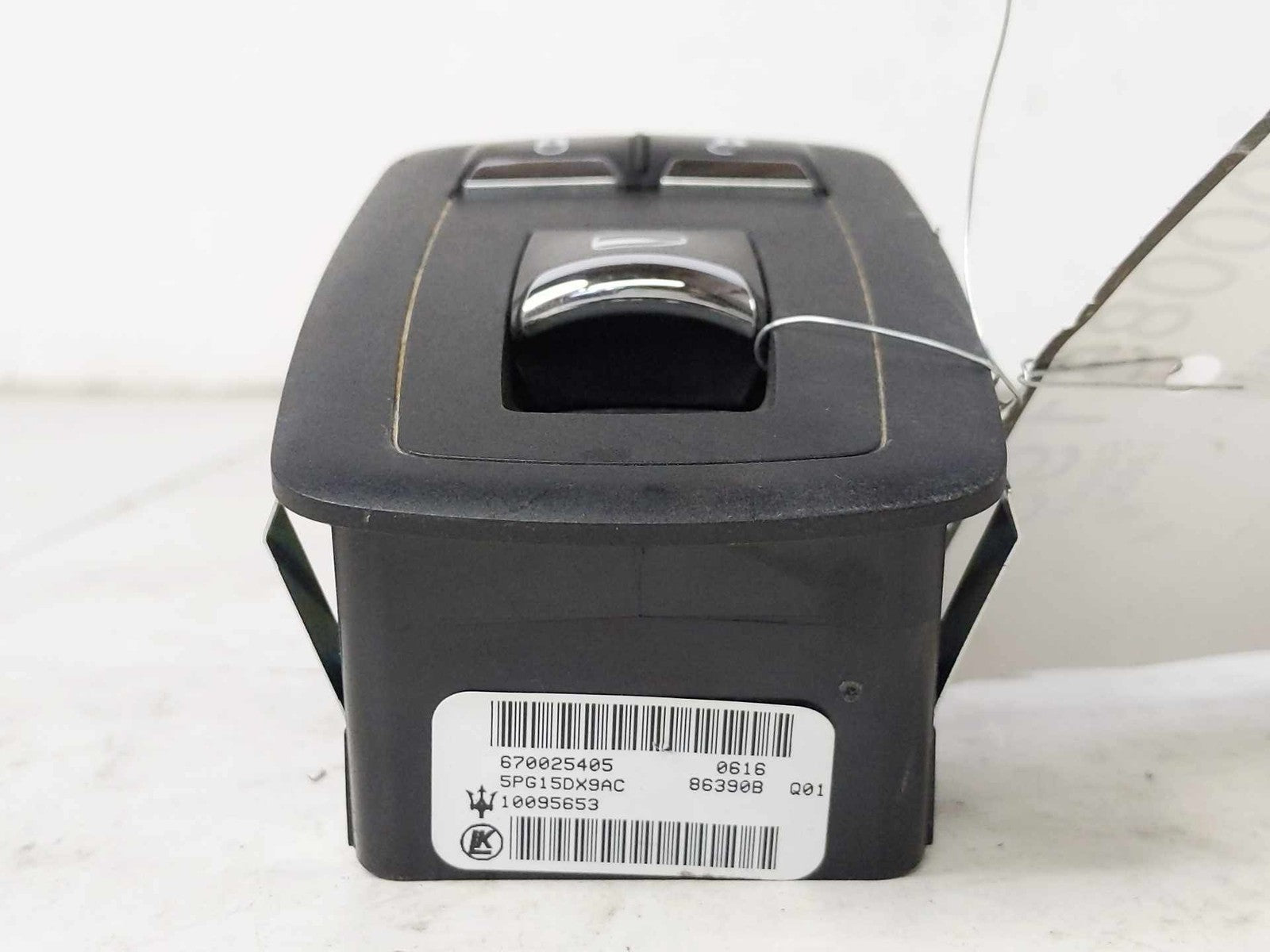 Door Switch Front MASERATI GHIBLI 175