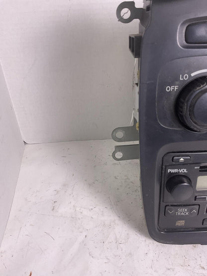 Audio & Visual Equip.(radio) TOYOTA HIGHLANDER 04 051