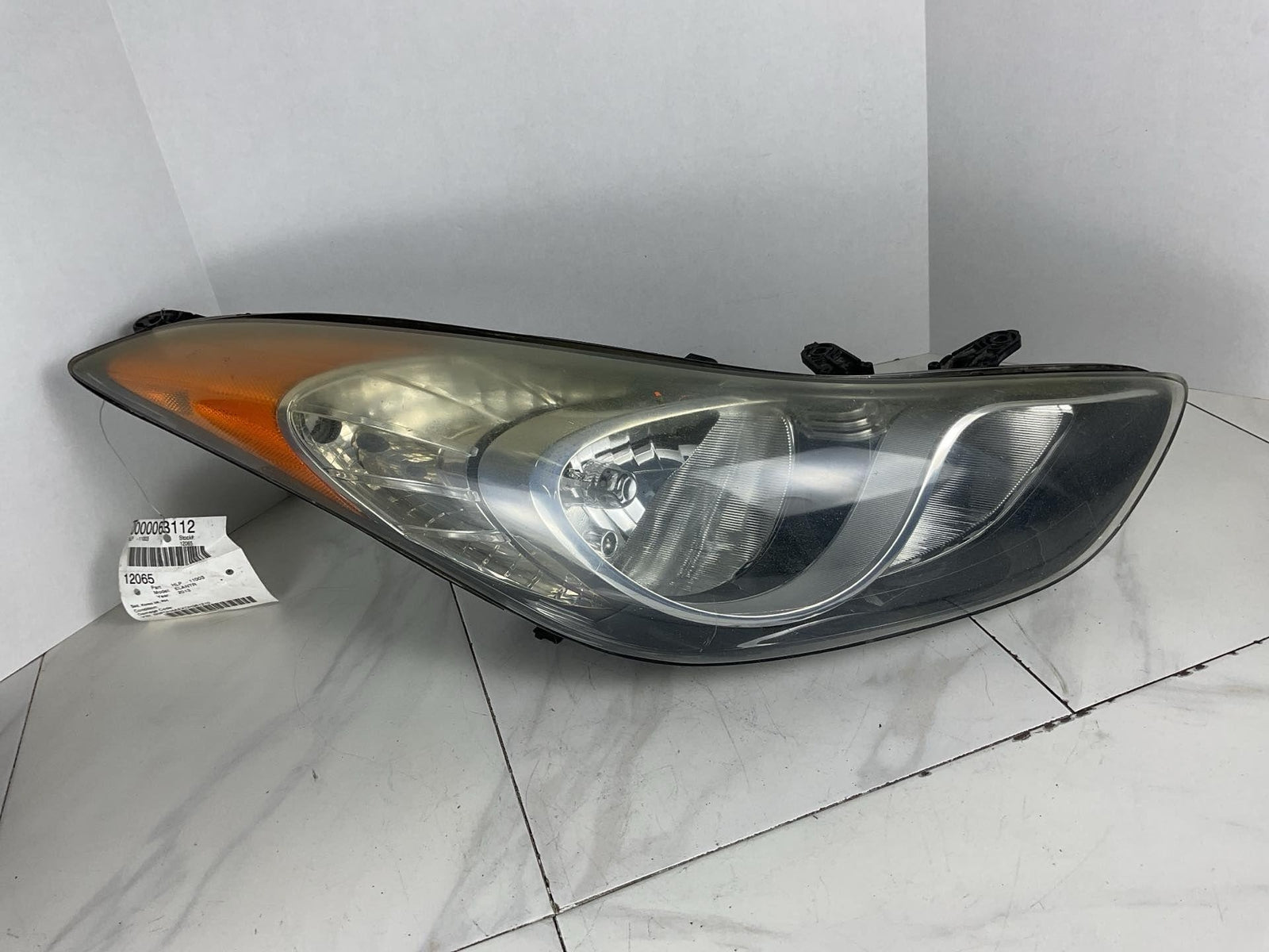 Right Passenger Side Headlight Assembly for 2011 2012 2013 Hyundai Elantra0