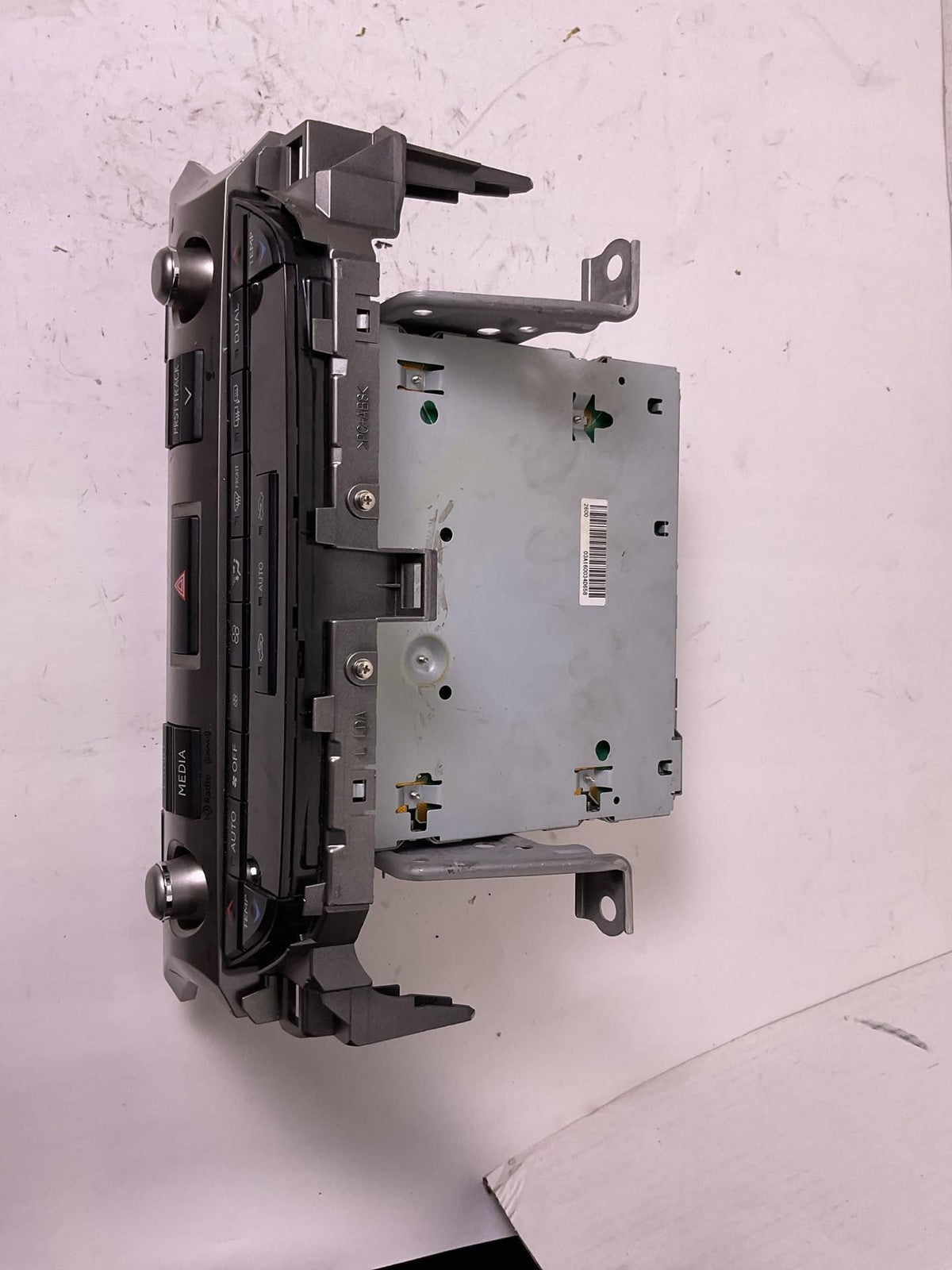 Audio & Visual Equip.(radio) LEXUS ES300H 135