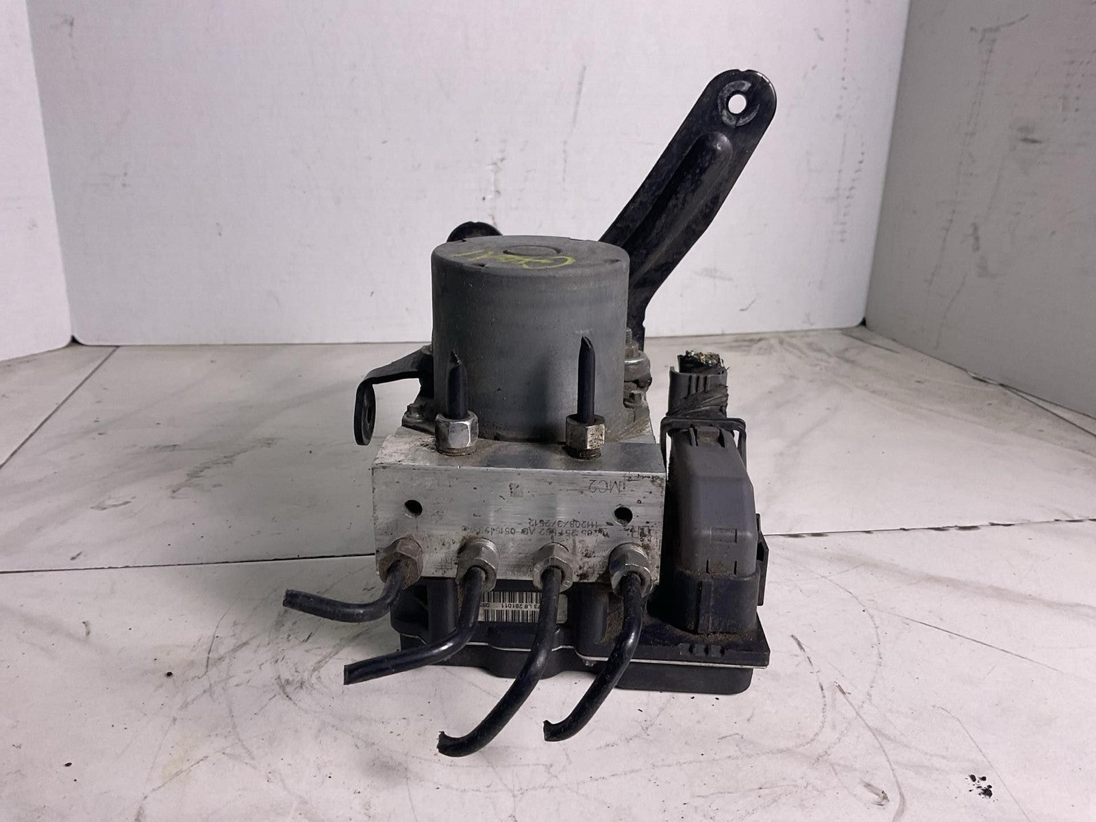 Anti-lock Brake Parts JEEP LIBERTY 120