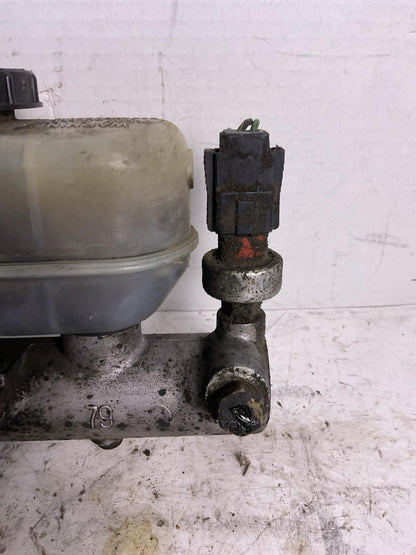 Master Cylinder FORD PICKUP F150 00 01 02 03 0417