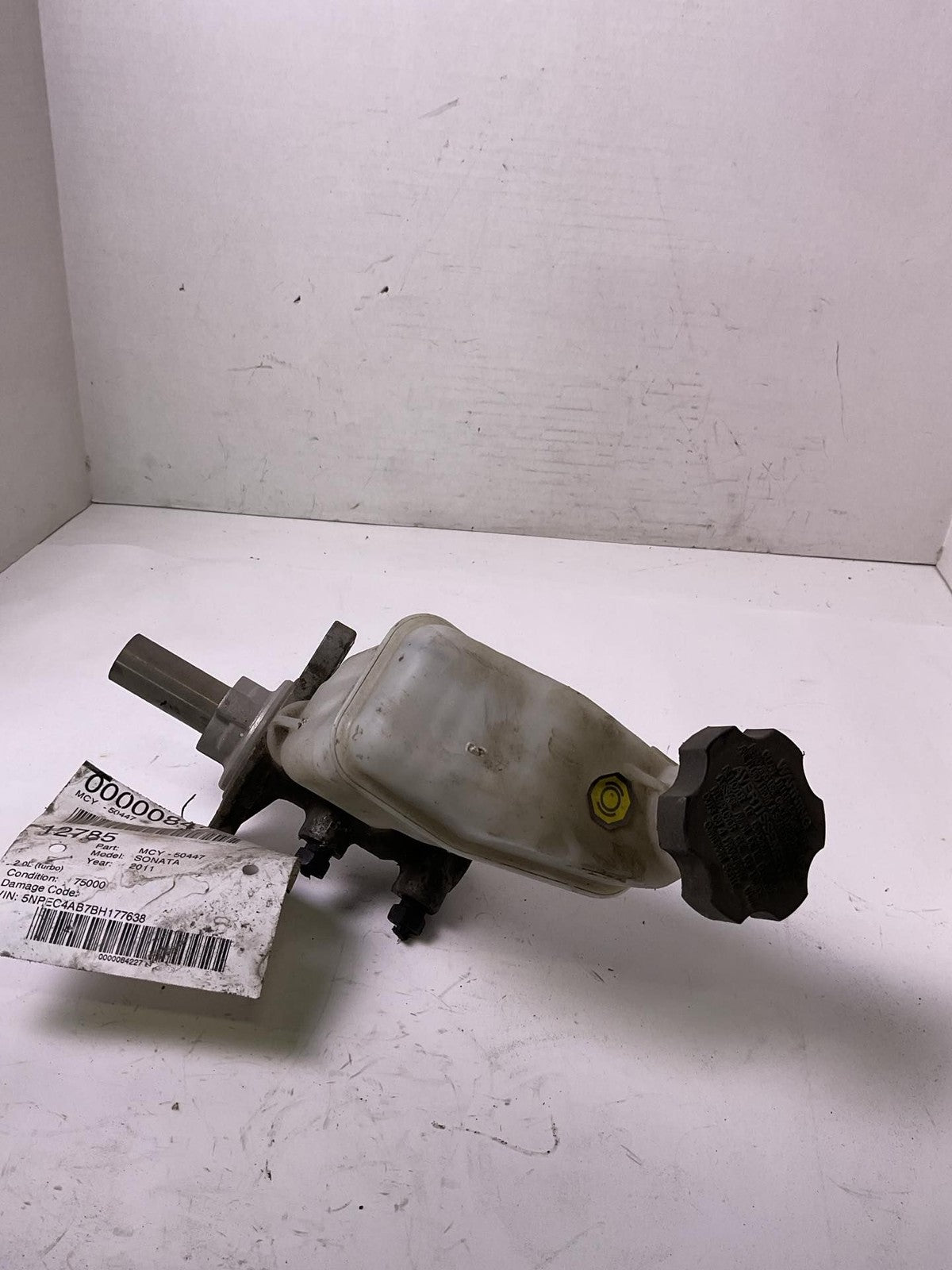 Master Cylinder HYUNDAI SONATA 11 12 13 141