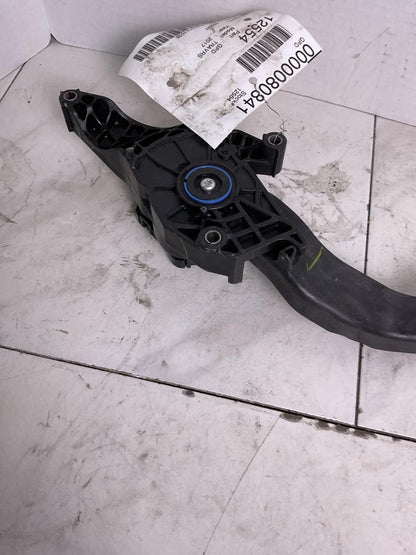 Gas Pedal CHEVY TRAVERSE 172