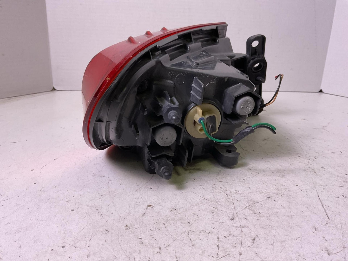 Tail Light Assembly CHRYSLER 200 Right 15 162