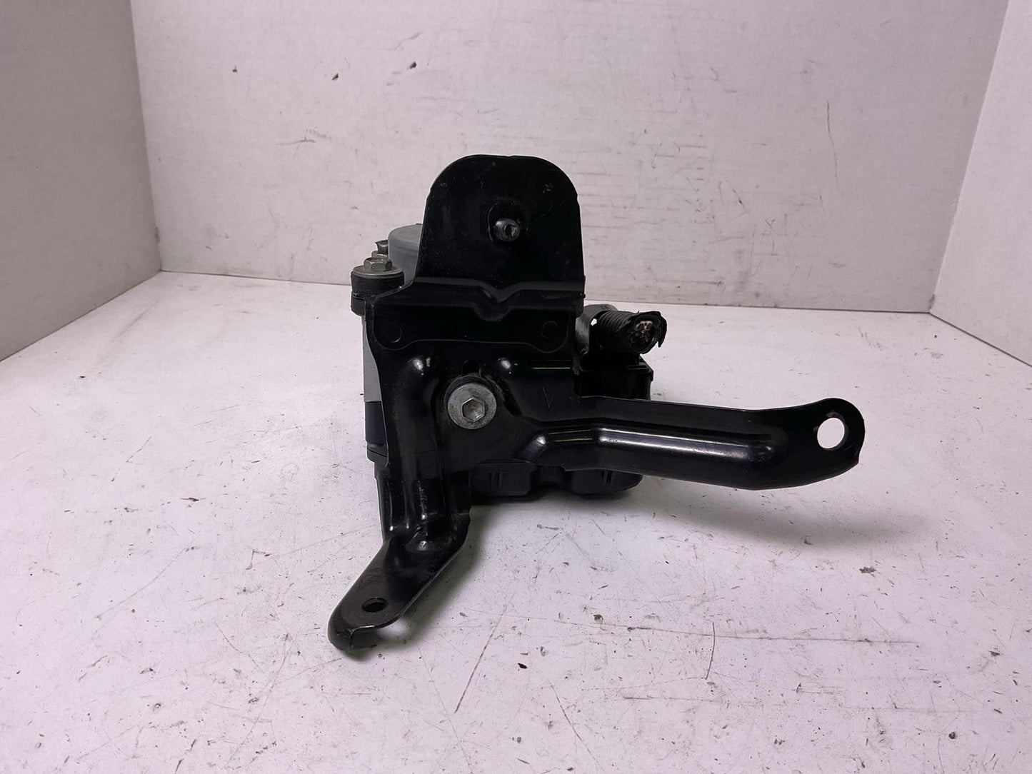 Anti-lock Brake Parts TOYOTA COROLLA 12 133