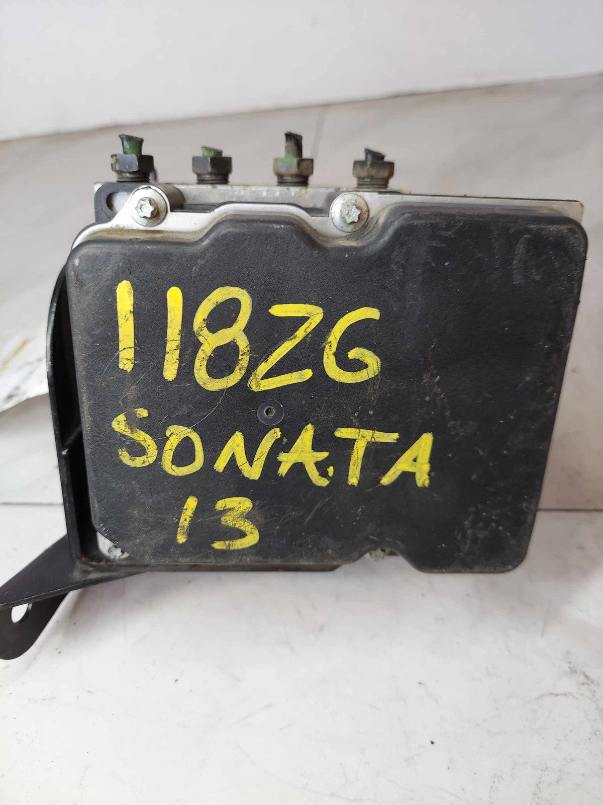 Anti-lock Brake Parts HYUNDAI SONATA 11 12 136