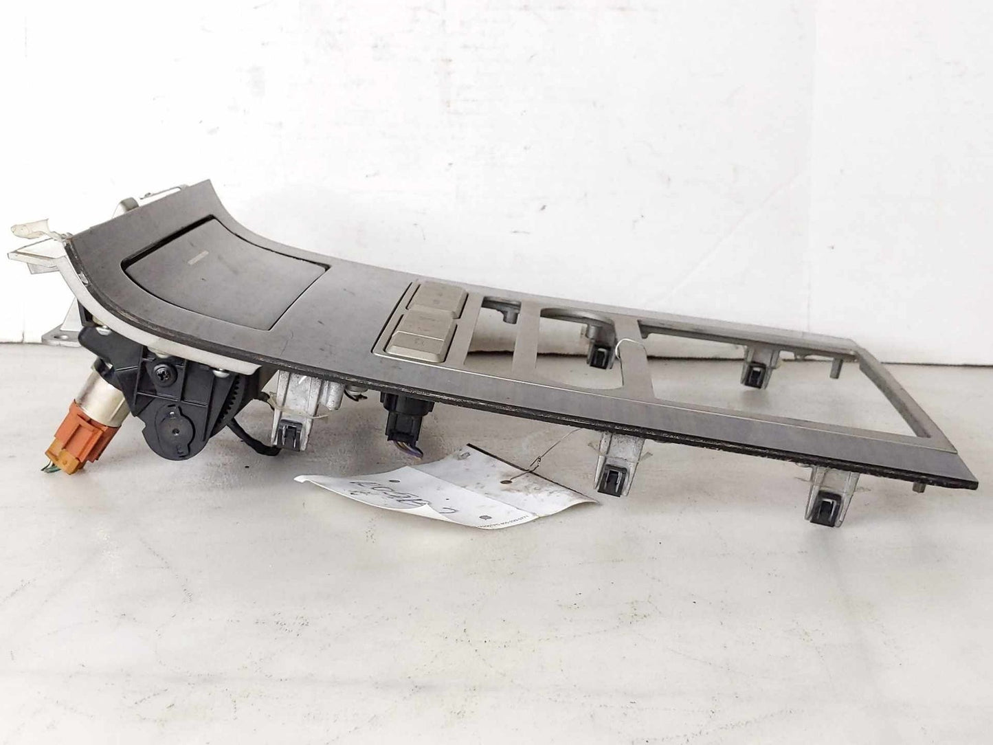 Radio Bezel Trim LINCOLN NAVIGATOR 082