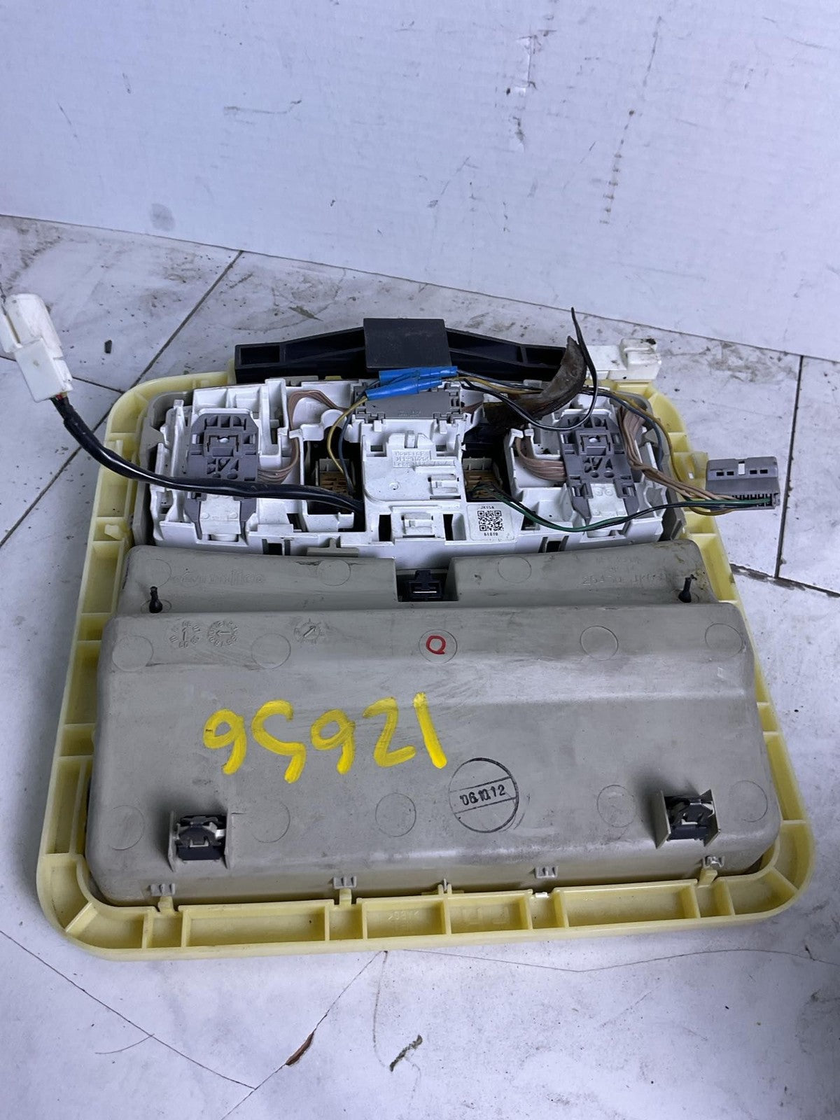 Overhead Console INFINITI G35 073