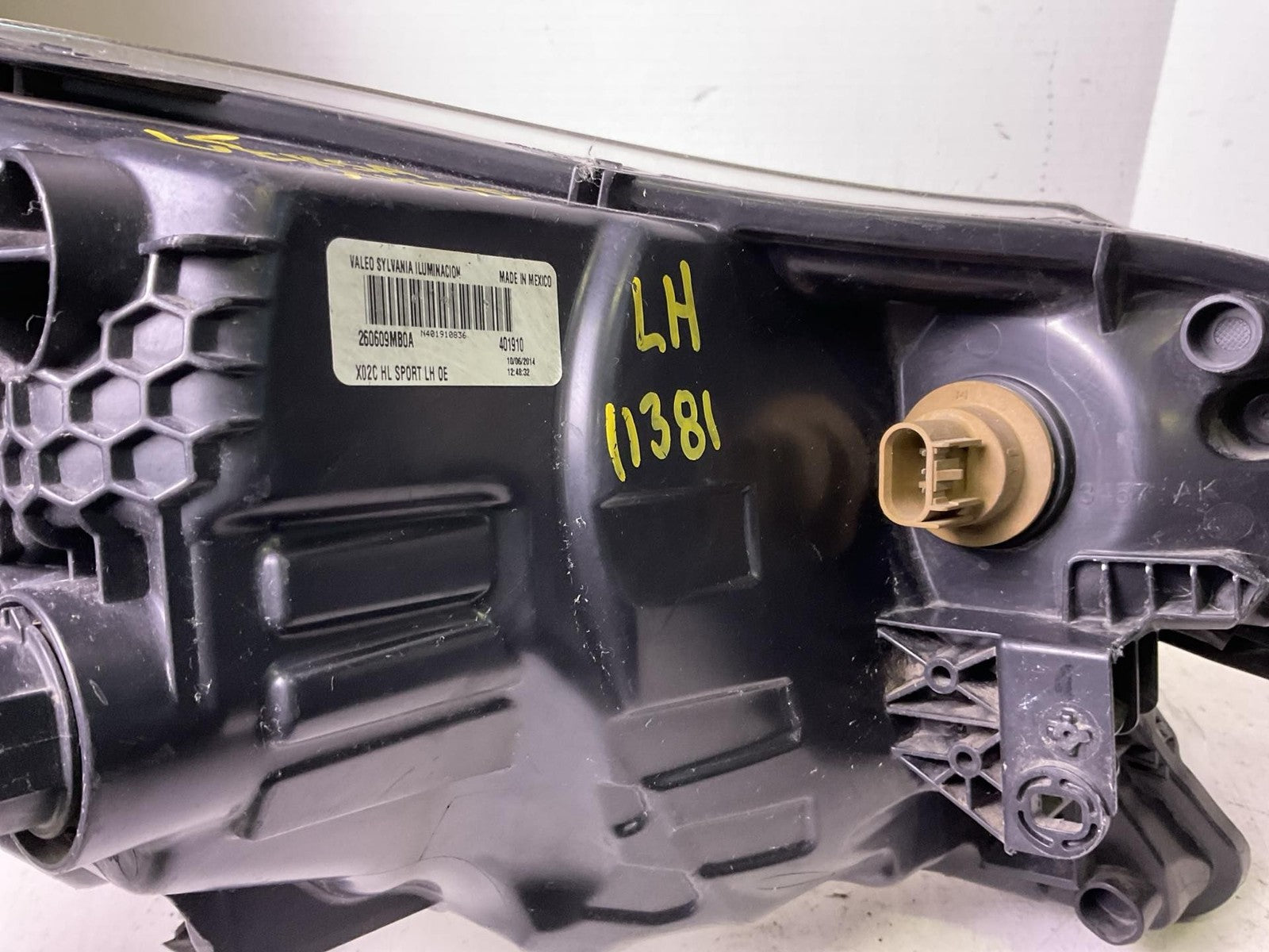 Headlamp Assembly NISSAN VERSA Left 15 165