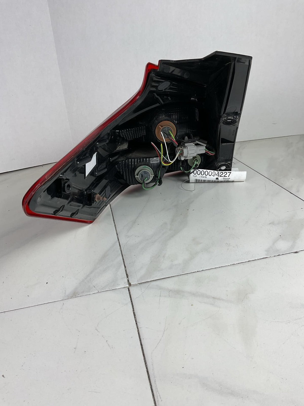 Tail Light Assembly NISSAN KICKS Right 18 19 203