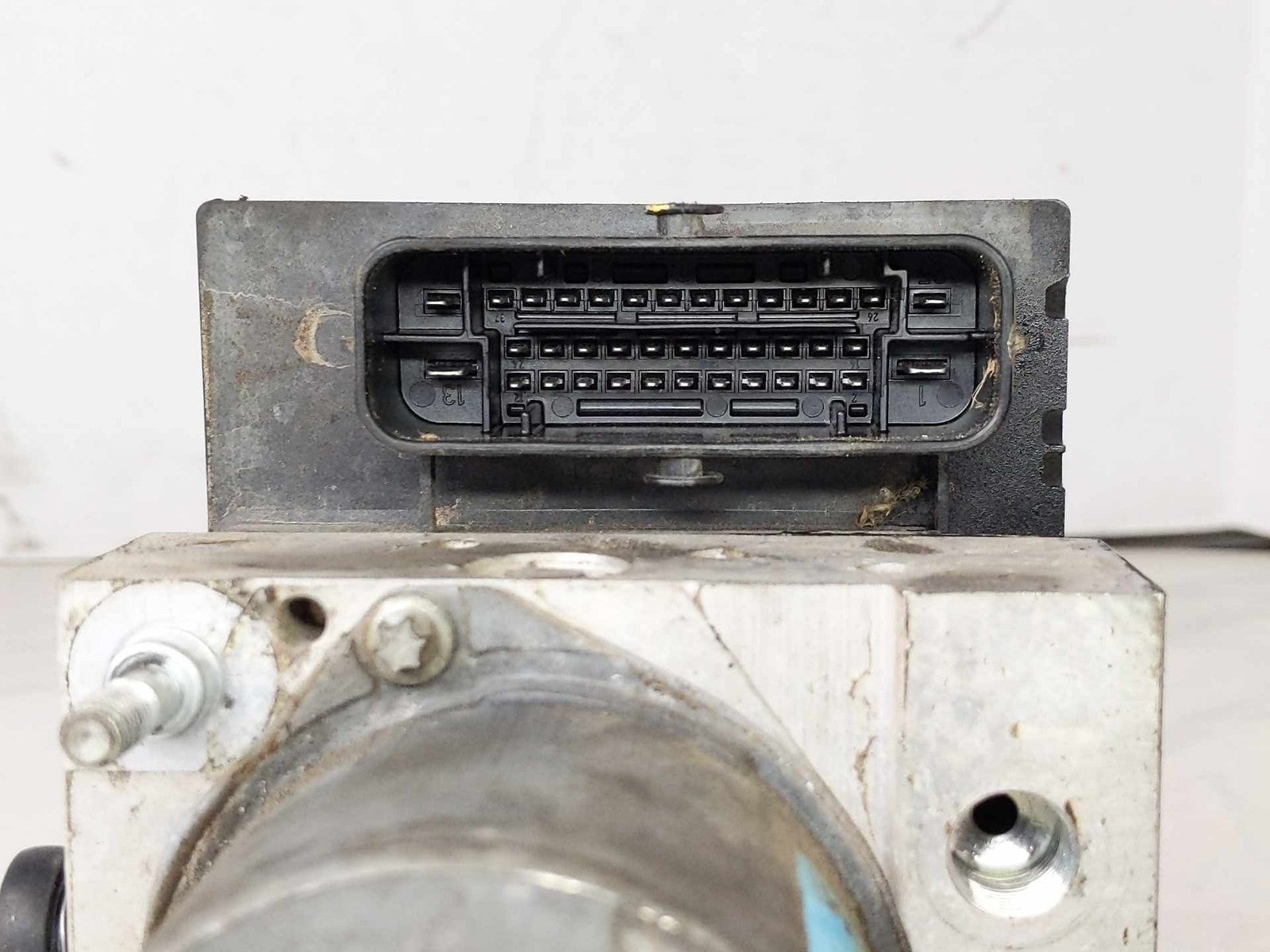 Anti-lock Brake Parts HYUNDAI SONATA 11 12 136