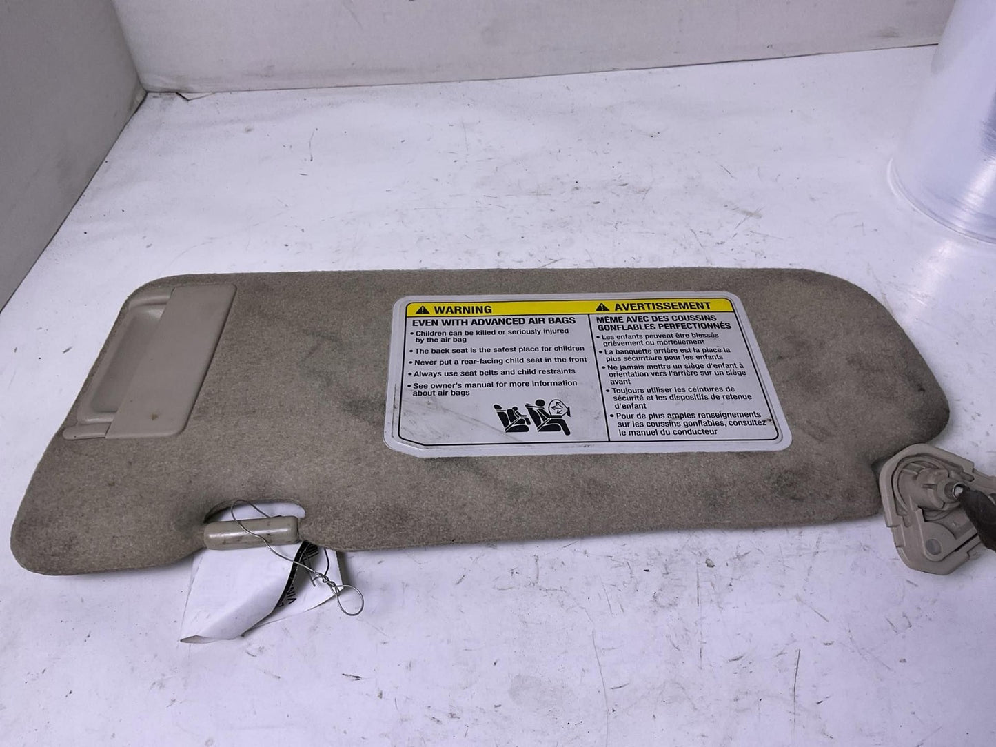 Sun Visor INFINITI G35 Right 05 06 072