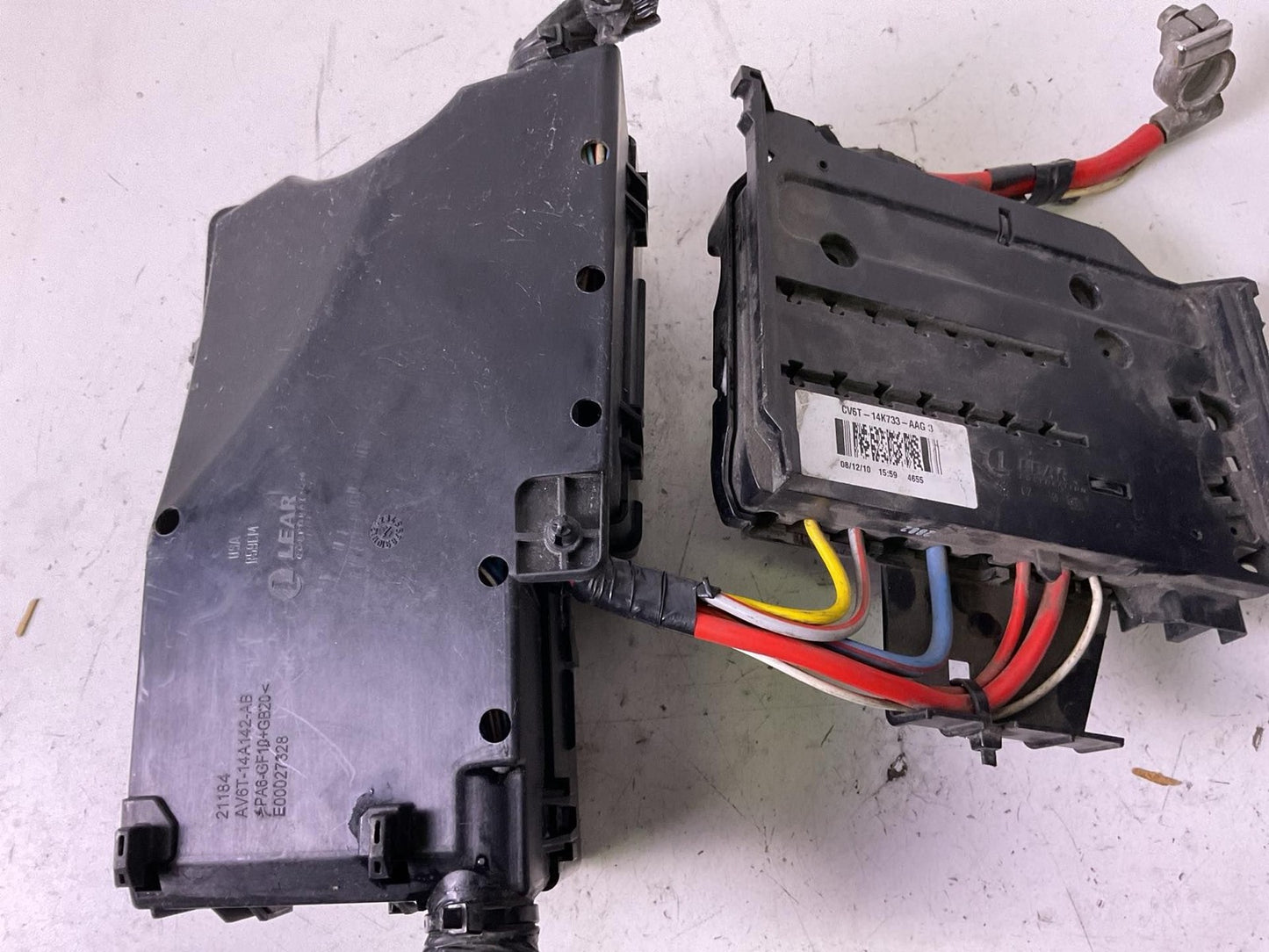 Engine Fuse Box For 2012 2013 2014 Ford Focus3