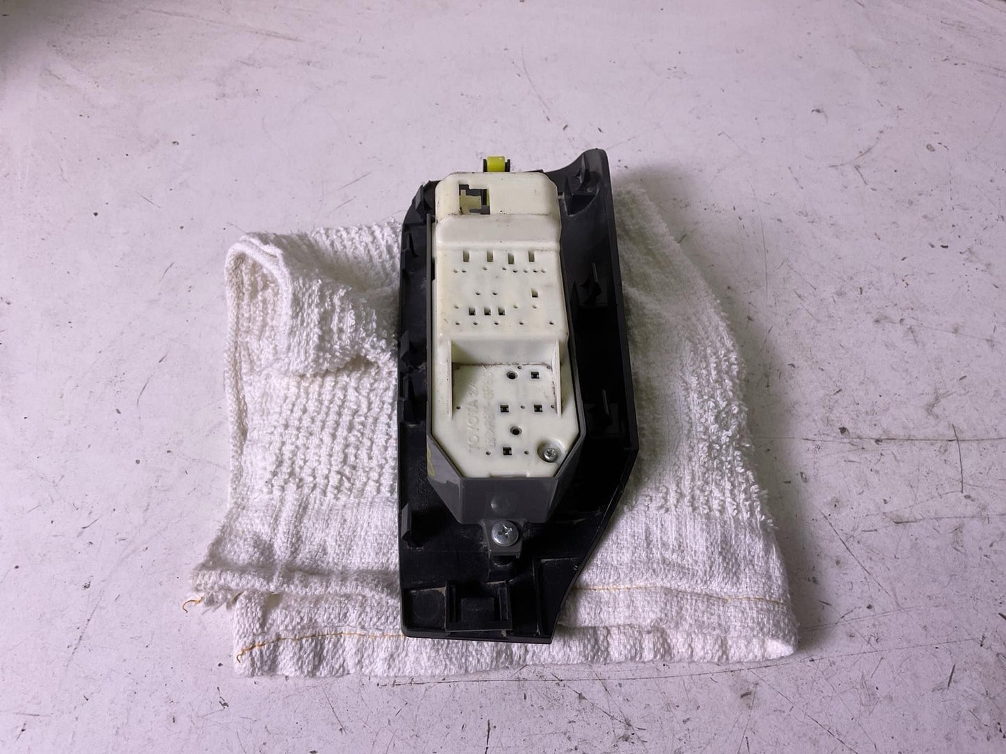Door Switch Front SCION TC 11 12 13 14 15 164