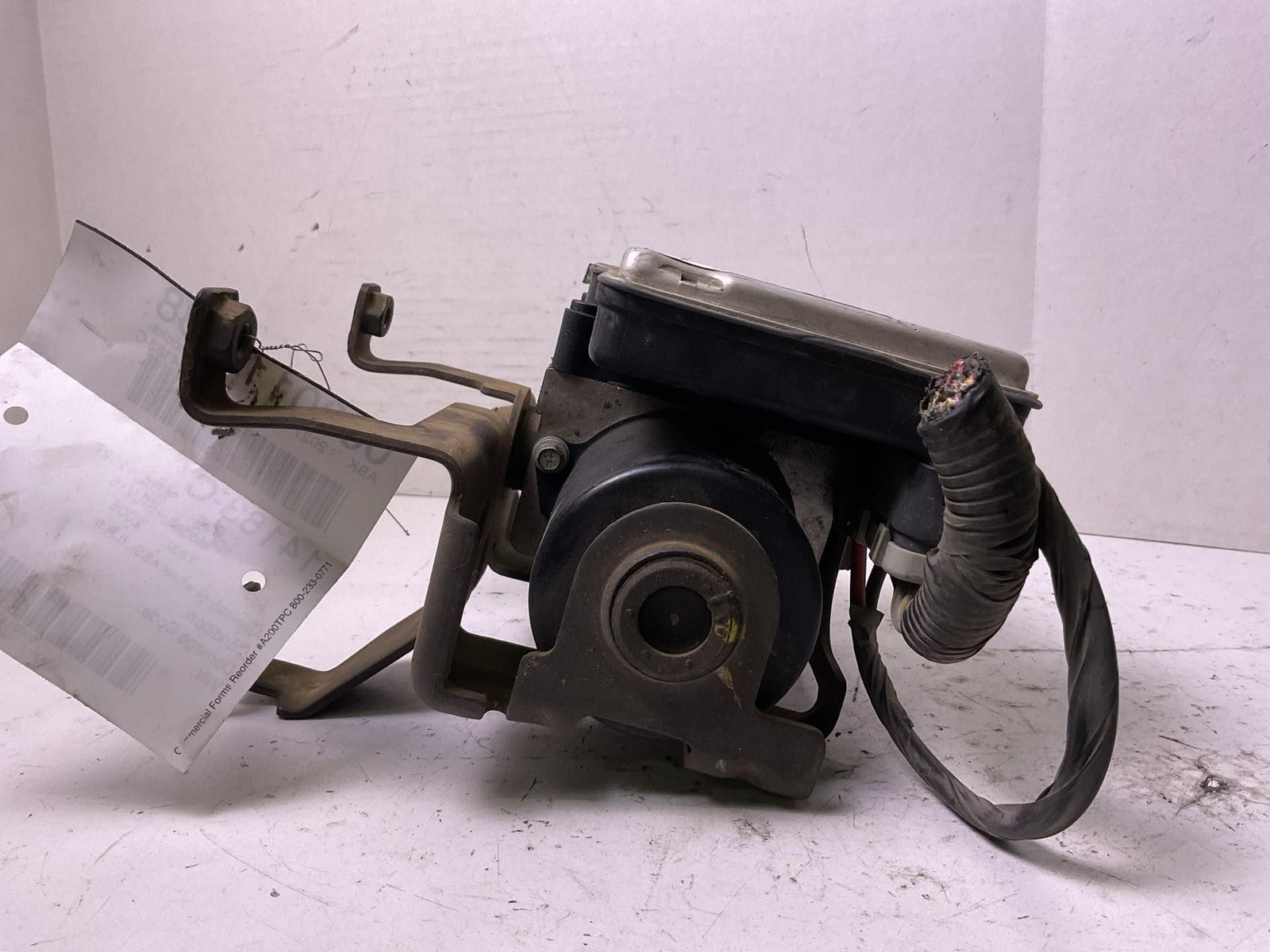 Anti-Lock Brake Part Assembly For 2006 2007 Chevy Silverado 15001